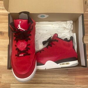 Jordan Son of Low Gym Red/white black / wolf gray